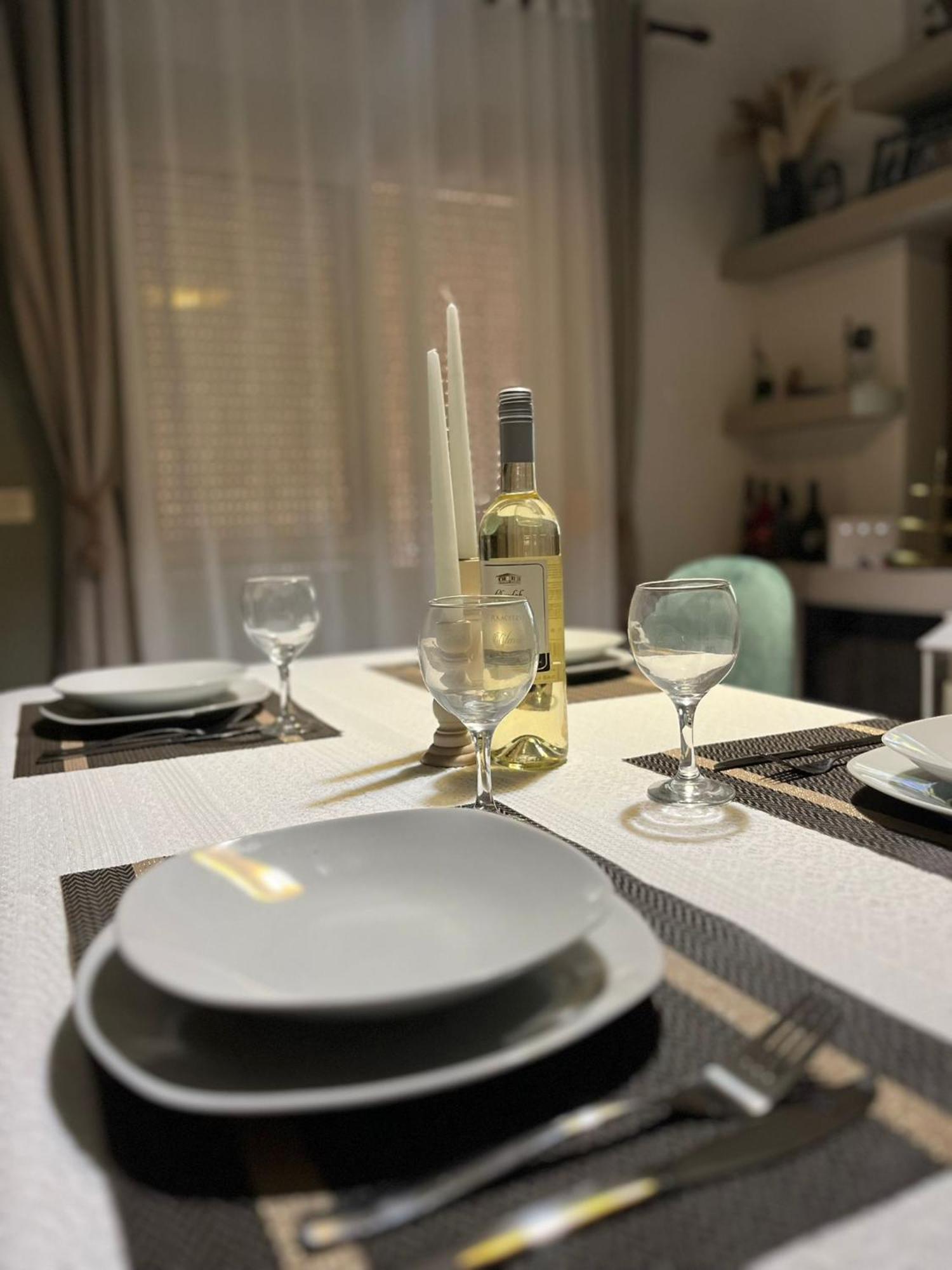 Theomar Apartament *